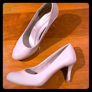 Nude heels, worn once